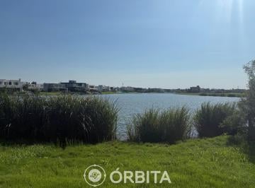 Terreno · 636m² · Lote a La Laguna en Barrio Santa Ana
