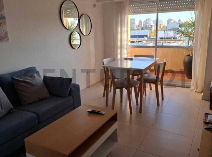 Alquiler Departamento Dos Ambientes con Balcon y Toilette