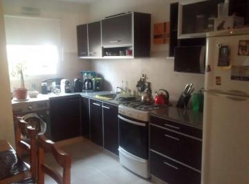 Departamento de 6 ambientes, Neuquén · Alquilo Duplex 3 Dorm.