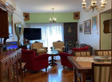 Departamento · 75m² · 4 Ambientes · 1 Cochera · Departamento en Venta - 3 Dorm. 2 Baños - Cochera - 130 m² - Parque Patricios