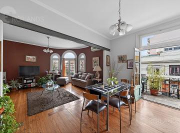 PH · 85m² · 4 Ambientes · En Venta PH 4 Ambientes con Terraza y Balcones. Villa del Parque