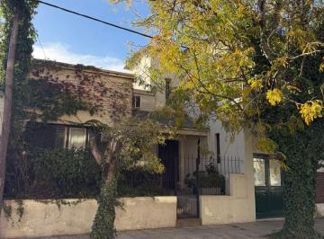 Casa de 6 ambientes, Tandil · Casa Apta Crédito en Venta en Tandil, 4 Dorm.
