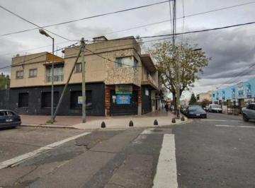 Local comercial · 215m² · Local en Venta. San Martín. 388 m². Apto Todo Uso.