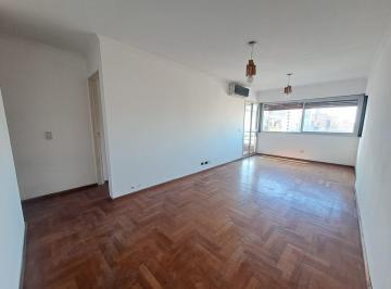 Departamento · 77m² · 5 Ambientes · Departamento en Centro