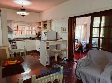 Casa · 195m² · 5 Ambientes · 2 Cocheras · Casa Venta Lujan Centro Jardin Parrilla Local