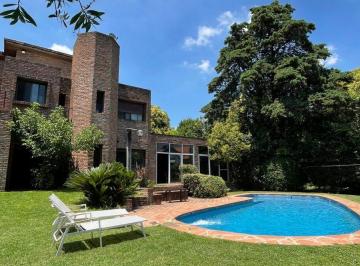 Casa · 220m² · 5 Ambientes · 1 Cochera · Casa en Alquiler Temporario, Los Lagartos Cc Pilar