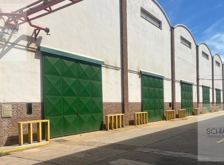 Bodega-Galpón · 705m²
