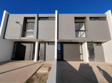 Casa · 120m² · 5 Ambientes · 2 Cocheras · Brisas de Manantiales - Dúplex de 3Dorm. 3 Baños