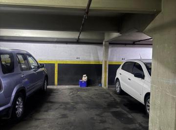 Garage · 15m² · Venta Cochera Cubierta en 2ss P. Patricios