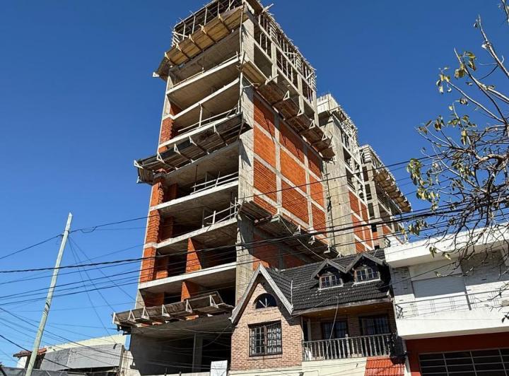 Desarrollo vertical · Ramon Franco 5629, Wilde
