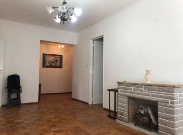 Departamento · 86m² · 6 Ambientes · 1 Cochera · Departamento 4 Dorm. con Cochera en Venta