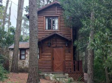 Casa · 63m² · 4 Ambientes · Cabaña en Venta, Mar Azul