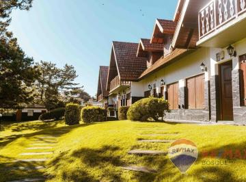 Departamento · 126m² · 4 Ambientes · 1 Cochera · Departamento Triplex Venta Villa Gesell Norte
