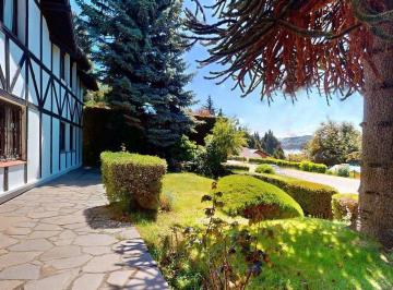 Casa · 250m² · 6 Ambientes · Casa Sobre Av Bustillo con Vista Al Lago