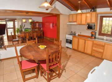 Casa · 176m² · 5 Ambientes · 1 Cochera · Venta Casa + Cabaña Independiente - Barrio Belgrano