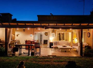Casa · 157m² · 5 Ambientes · 2 Cocheras · Oportunidad, Casa en Venta en Barrio San Matías - Escobar