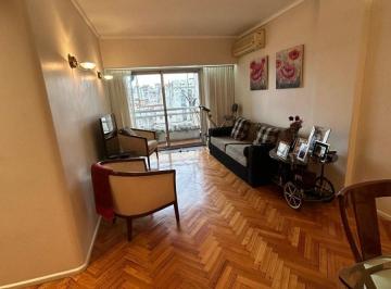 Departamento de 4 ambientes, Balvanera · Departamento en Venta de 4ambientes con Dependencia y Cochera