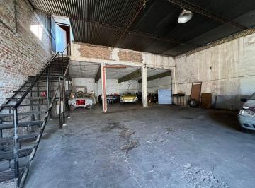 Bodega-Galpón · 275m² · Venta Galpon con Casa 2 Dorm. en Belgrano