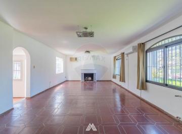 Casa · 366m² · 10 Ambientes · Alquiler Casa Ideal Empresa, Carrasco Sur