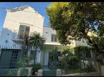 Casa · 192m² · 7 Ambientes · 1 Cochera · Casa 3 Dorm. Quinta Sta. Ana. Cba Apta Crédito