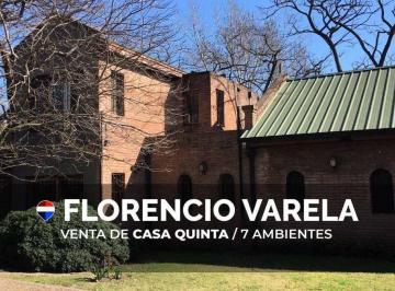 Casa · 268m² · 6 Ambientes · 2 Cocheras · Venta de Casa Quinta 7 Ambientes F. Varela