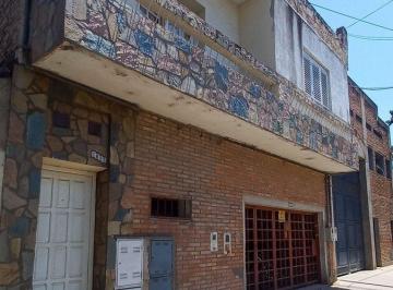 PH · 95m² · 4 Ambientes · Venta PH Pa 3 Dorm con Patio y Balcón