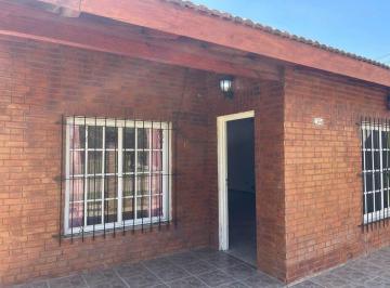 Casa · 70m² · 3 Ambientes · 2 Cocheras · Venta Casa 3 Amb, en Jose C Paz