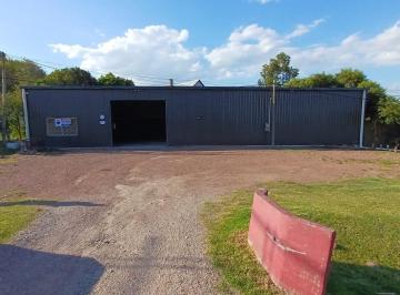 Bodega-Galpón · 240m² · Alquiler Galpón 240 m² a Pasos de Interbalnearia
