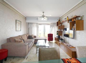 Departamento · 80m² · 4 Ambientes · 1 Cochera · Departamento Venta 4 Ambientes con Cochera Flores