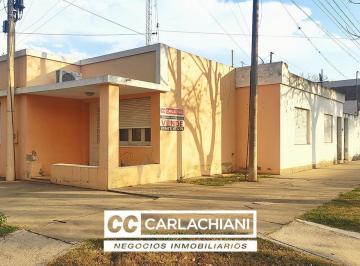 Casa · 221m² · 6 Ambientes · Casa - Las Parejas