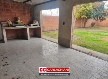 Casa · 157m² · 5 Ambientes · 1 Cochera · Casa - Las Parejas