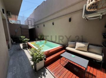 PH · 285m² · 5 Ambientes · PH 5 Ambientes con Pileta y Parrilla en Parque Chacabuco