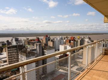 Departamento · 69m² · 4 Ambientes · Venta - Departamento de 2 Dorm. en Centro
