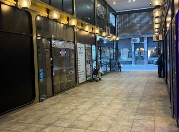 Local comercial · 20m² · 1 Ambiente · Local Comercial en Alquiler – Av de Mayo 1269, Galería.