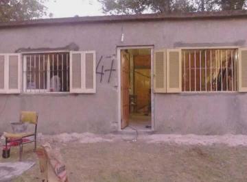 Casa · 30m² · 1 Ambiente · Venta | Terreno 700 m² con Casita en Las Toninas – a 5 Cuadras del Mar