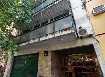 Departamento · 60m² · 3 Ambientes · 1 Cochera · Departamento en Flores