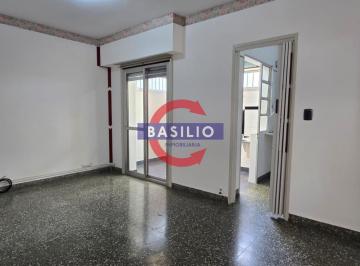 Departamento · 58m² · 2 Ambientes · Alquiler | Departamento 2 Ambientes en Planta Baja con Patio y Lavadero – Carapachay
