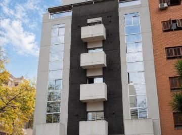 Departamento · 64m² · 3 Ambientes · 1 Cochera · Dpto en Venta Santiago del Estero 1124