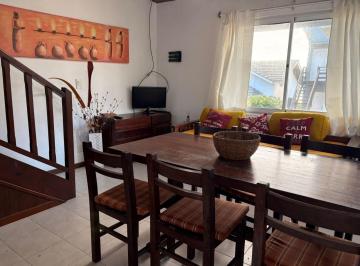 PH · 80m² · 3 Ambientes · PH en Venta - 2 Dorm. 2 Baños - Villa Gesell