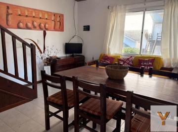 PH · 80m² · 3 Ambientes · PH en Venta - 2 Dorm. 2 Baños - Villa Gesell