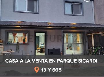 Casa · 140m² · 5 Ambientes · 2 Cocheras · Casa en Venta Sicardi