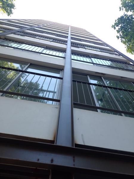 Calle 54 Nº 427 E/3y4