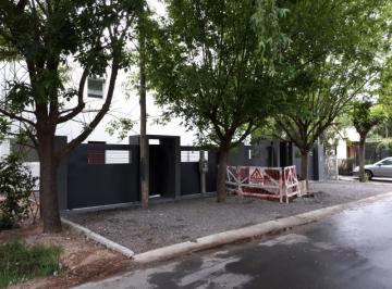 Casa · 84m² · 3 Ambientes · Duplex en Alquiler City Bell