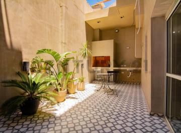 Casa · 120m² · 4 Ambientes · 1 Cochera · Venta Casa 2 Dorm. con Cochera en Pichincha, Rosario