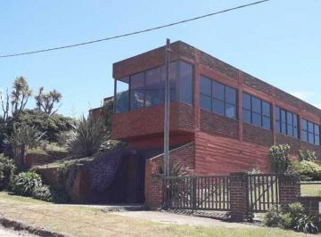 Casa de 3 ambientes, Mar del Plata · Casa Mar del Plata, Gran Propiedad Para Vivienda o Inversion, Barrio Acantilados