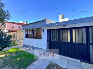 Casa de 4 ambientes, Córdoba · Casa 3 Dorm + Cochera + Patio – Rosedal Anexo