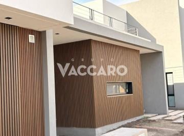 VCO-VCO-1354_6 · Casa en Venta Parque Leloir 3 y 4 Ambientes 2 y 3 Dorm.