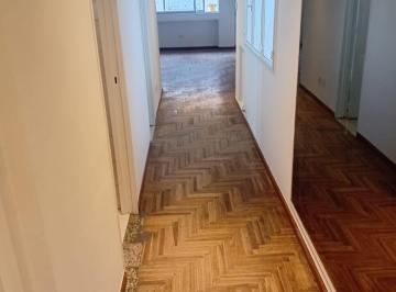 Departamento en Alquiler de 3 ambientes · Departamento en Recoleta