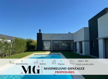 Casa · 180m² · 4 Ambientes · 1 Cochera · Casa Venta y Alquiler - Santa Rita, San Vicente