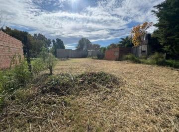 Terreno · 395m² · Se Vende Terreno de 395 m² en Roverano Al 3200